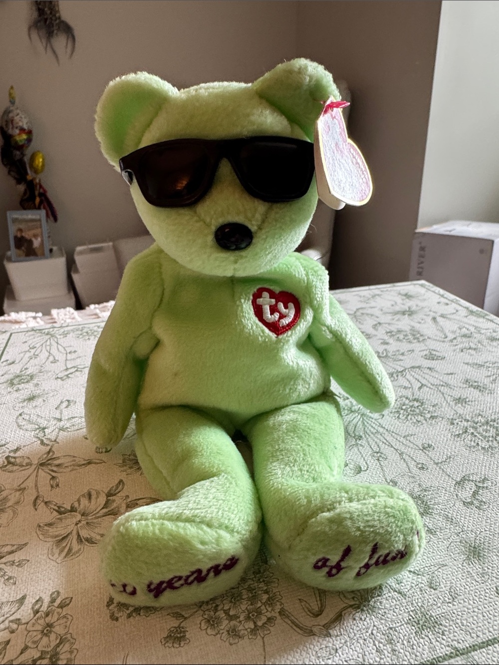 Ty SUMMERTIME FUN Lime Green Plush Bear with Sunglasses and Heart Logo